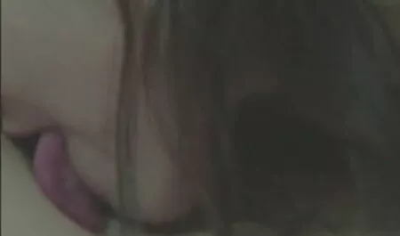 दो जापानी jav लड़कियों handjob सेक्सी एचडी मूवी हिंदी में