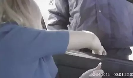 सुनहरे बालों सेक्सी एचडी हिंदी मूवी वाली सौंदर्य एमआईएलए प्यार